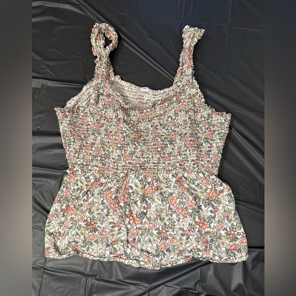 Old Navy Floral Tank, Size XL - Picture 8 of 11